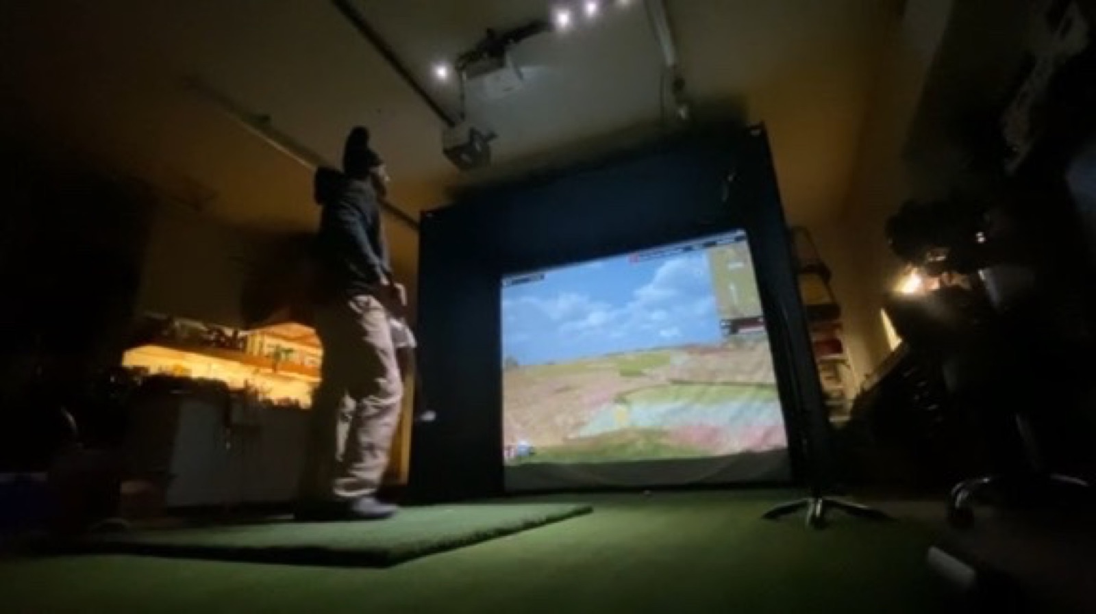 V2 second player at tee box wide view